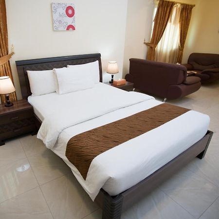 Tiger Home Hotel Apartments Muscat Exterior photo