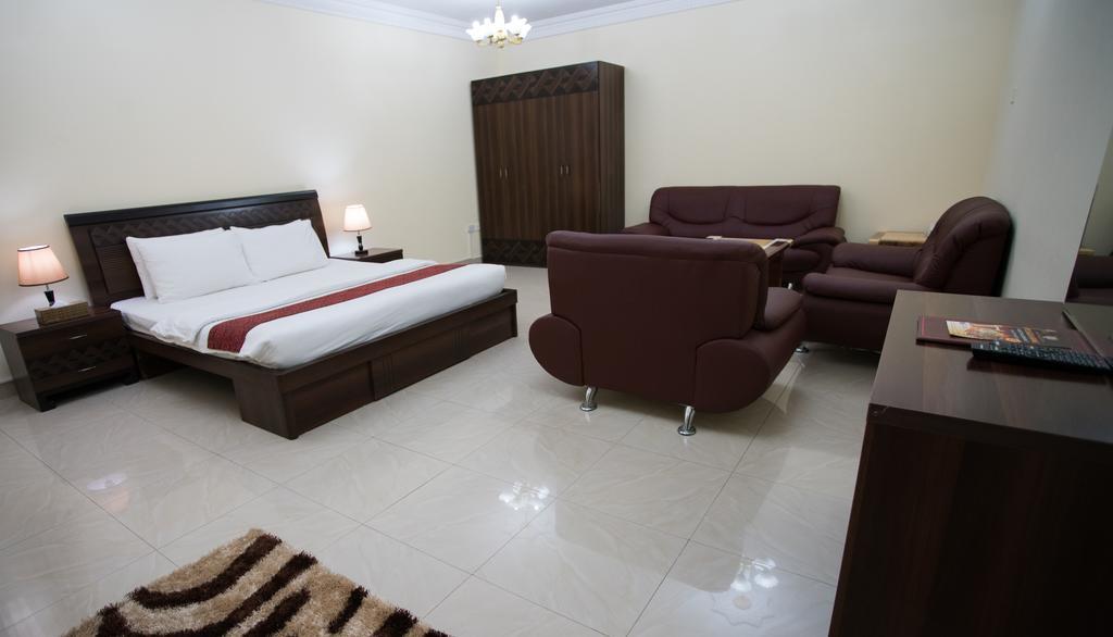 Tiger Home Hotel Apartments Muscat Exterior photo