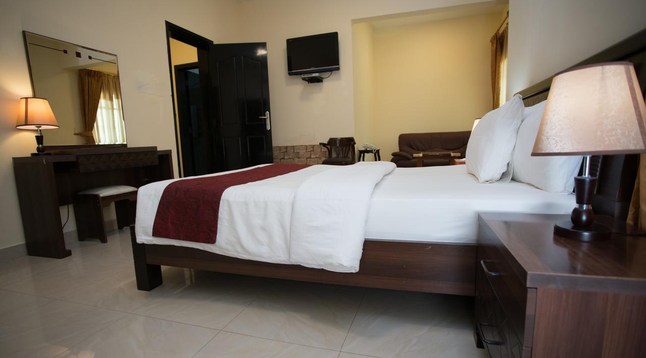 Tiger Home Hotel Apartments Muscat Exterior photo
